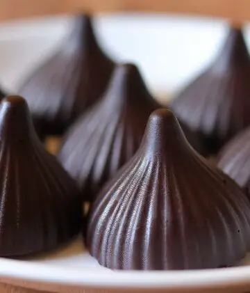 chocolate-modak